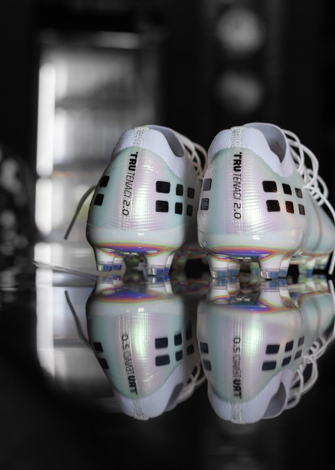 TRU Tenaci 2.0 - Firm Ground - Pearl White Edition